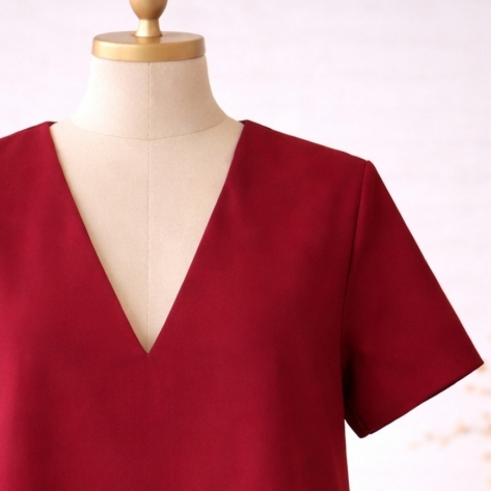 Missguided Burgundy Deep V Mini Dress with Scalloped Hem (Size 14, NWT) - Picture 2 of 9